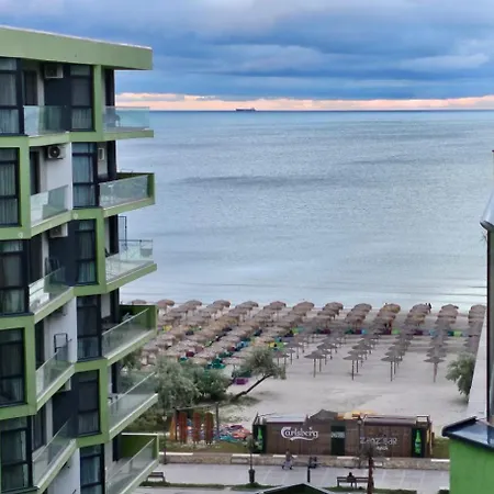Bell Marina Alezzi - Langa Plaja *