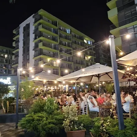 Bell Marina Alezzi - Langa Plaja 아파트 Năvodari